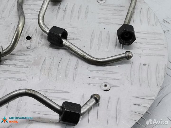 Трубка топливная Peugeot 207 2007 1570R4