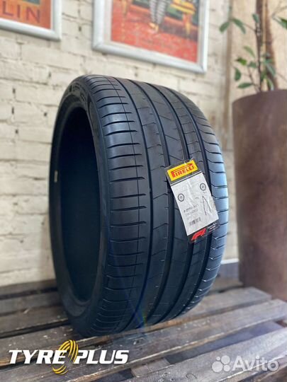 Pirelli P Zero PZ4 315/30 R22 107Y