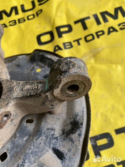 Передний левый кулак Lifan X50