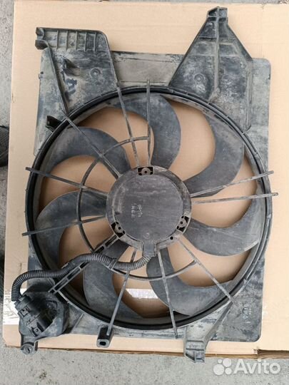 Kia Sorento 2 (XM) Вентилятор радиатора 2,4л G4KE