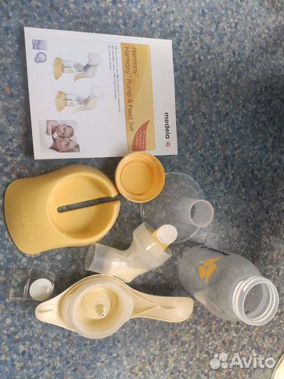 Молокоотсос medela ручной