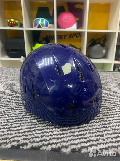 Шлем горнолыжный