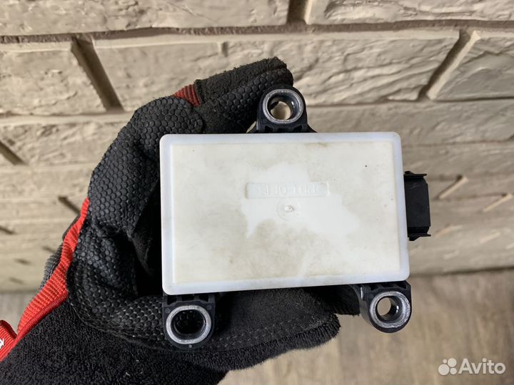 Hyundai IX 35 Датчик ускорения