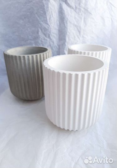 Кашпо из гипса, бетона