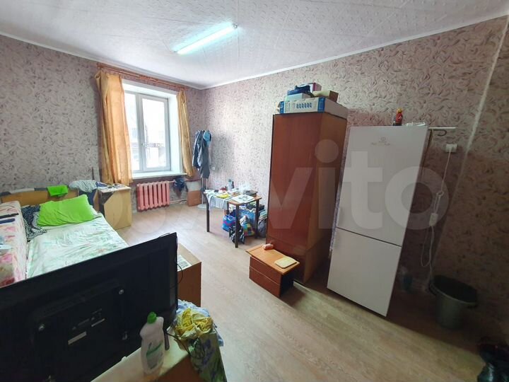 Комната 20 м² в > 9-к., 2/4 эт.