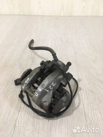 Суппорт тормозной задний правый Mercedes Benz S550