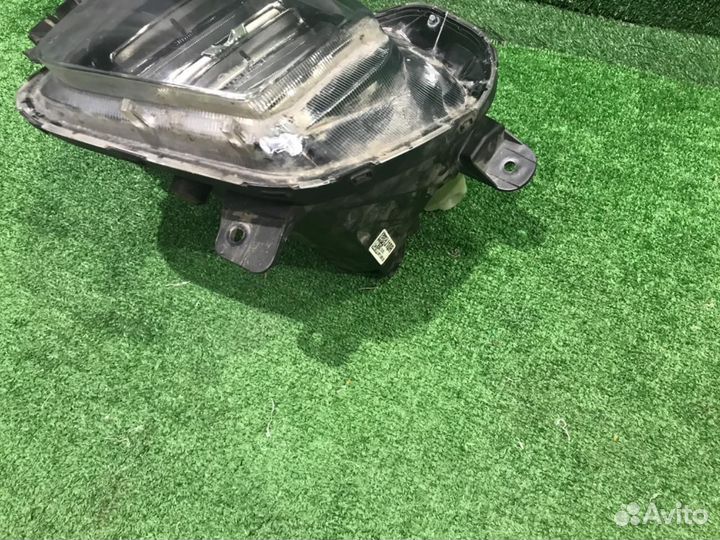 Фара правая Hyundai Tucson