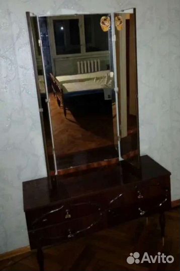 Трюмо трельяж