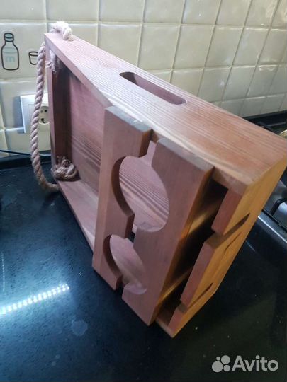 Поднос-пивница из дерева