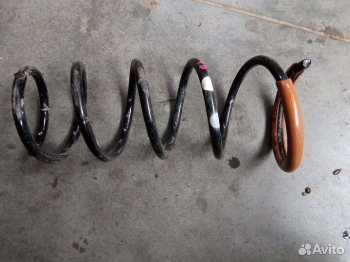 Пружина передняя Renault Duster K4MA690 2013