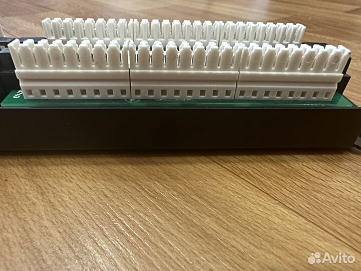 Патч панель 24