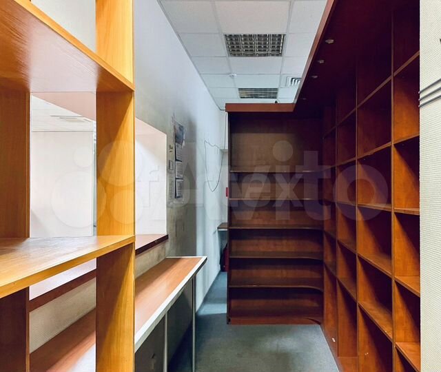 Сдам офисное помещение, 407 м²