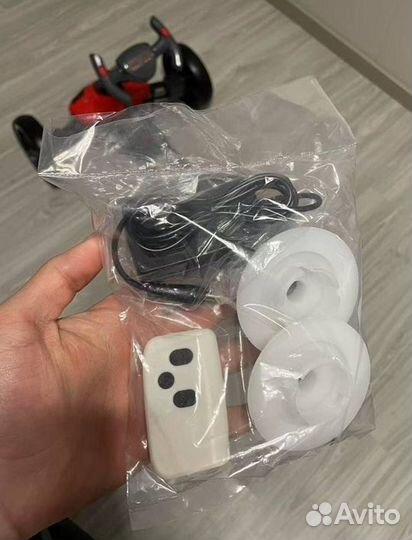 Детский электромобиль