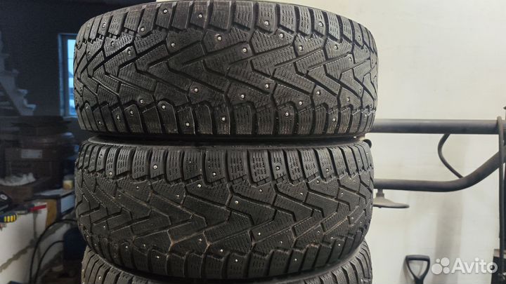 Pirelli Ice Zero 235/60 R18 107H