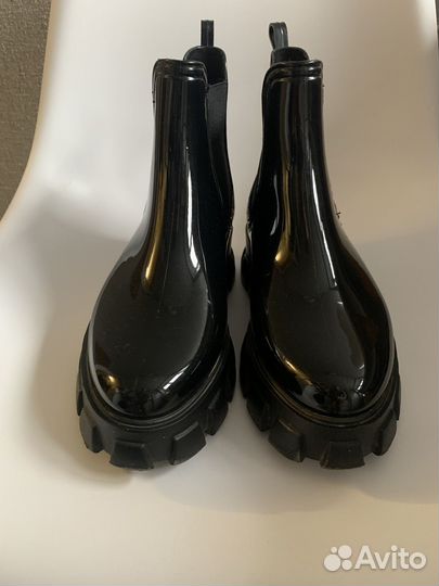 Резиновые ботинки 39