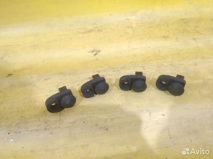 Выключатель концевой двери Nissan Juke ниссан жук