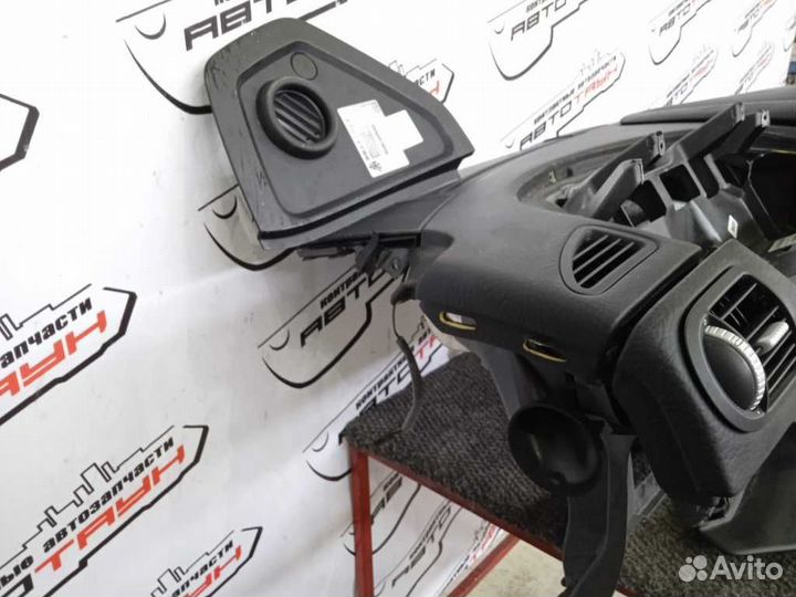 Панель торпедо porsche cayenne 955 957 9PA левый р