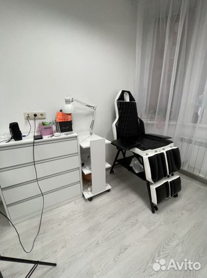 Аренда маникюрного стола
