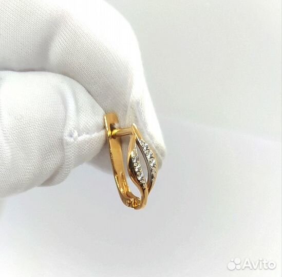 Серьги с синтетическим камнем Золото