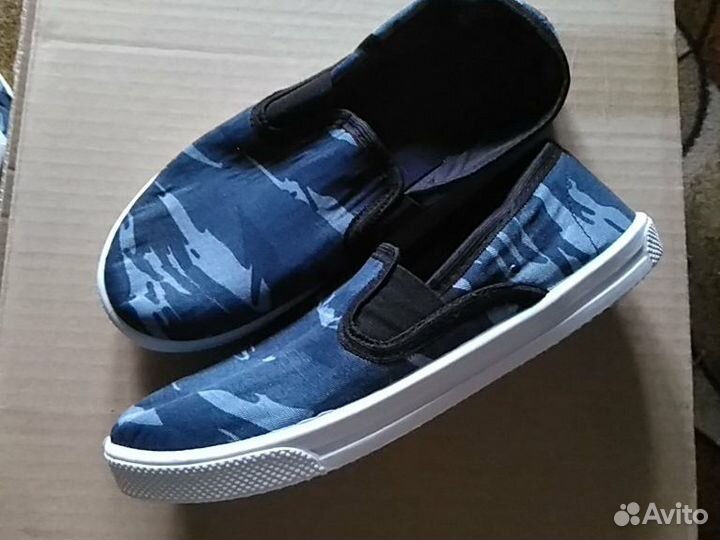 Кеды- Слипоны