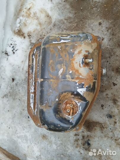 Топливный бак ваз 2104