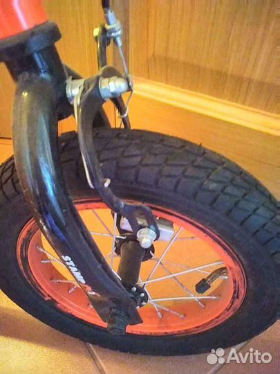 Самокат внедорожный с большими надувными колесами