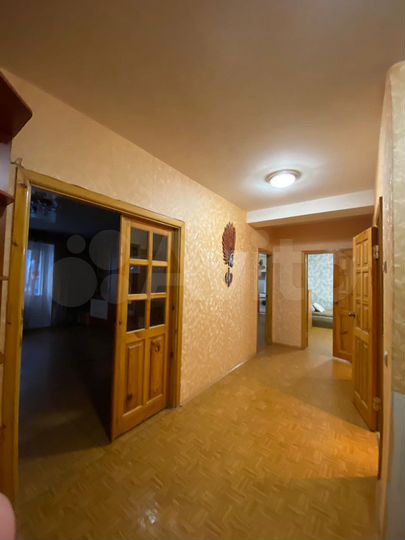 2-к. квартира, 80 м², 3/10 эт.