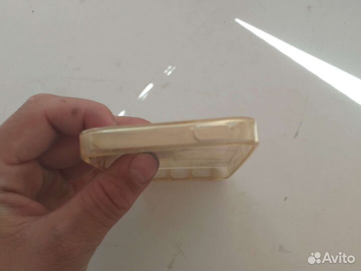 Чехол на iPhone 5s
