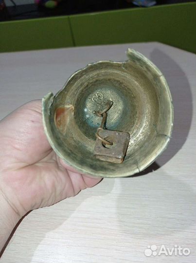 Старинный колокол