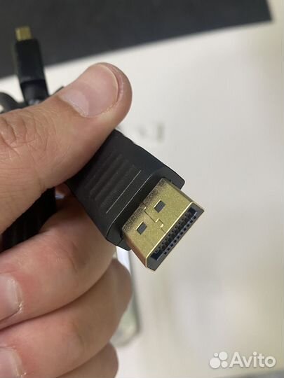 Кабель Thunderbolt - displayport