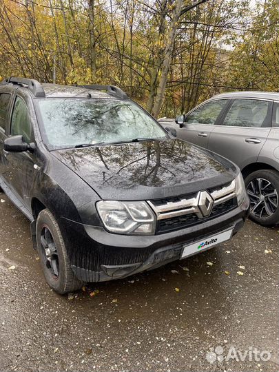 Renault Duster 2.0 AT, 2015, битый, 140 000 км