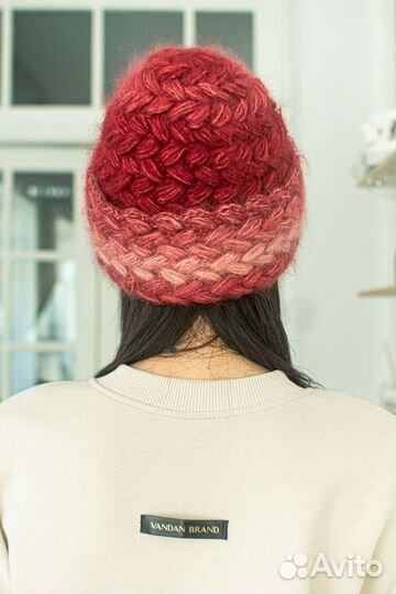 Шапка женская дизайнерская из мохера новая