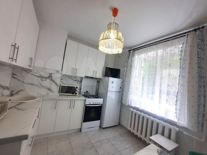 2-к. квартира, 51 м², 1/6 эт.
