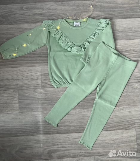 Костюм для девочки Zara