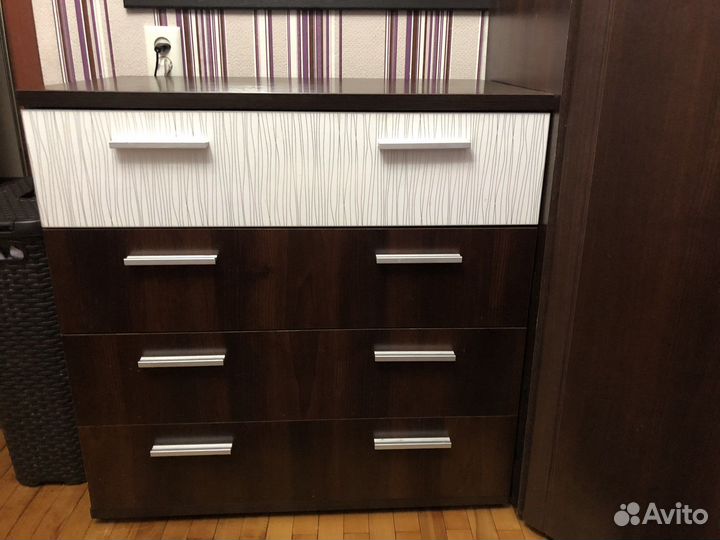 Спальный гарнитур