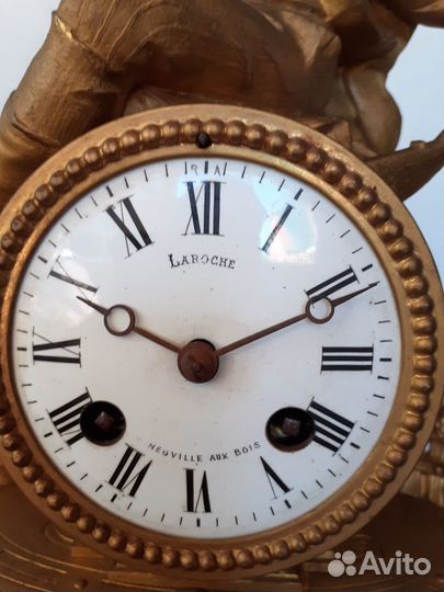 Часы настольные,каминные 