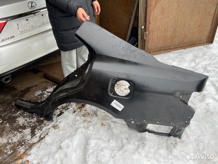 Крыло заднее Lexus es