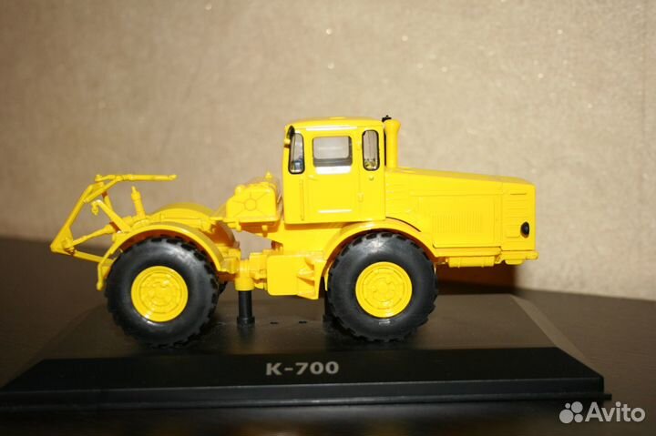 Тракторы. История, люди, машины