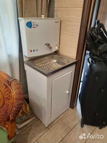 Умывальник дачный с подогревом