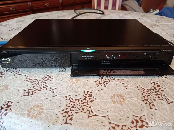 Blu-ray плеер Panasonic DMP-BD30