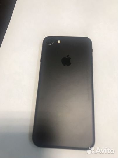 Телефон iPhone 7 128gb