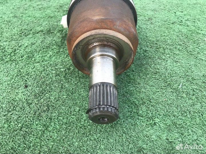 Полуось правая R (привод) LADA Granta