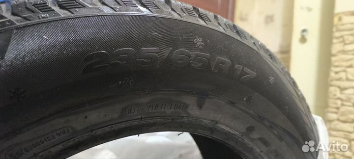 Viatti Bosco Nordico V-523 235/65 R17 104T