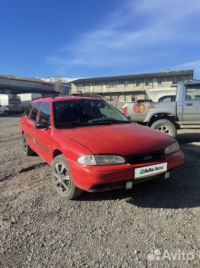Ford Mondeo 1.8 МТ, 1995, 310 000 км