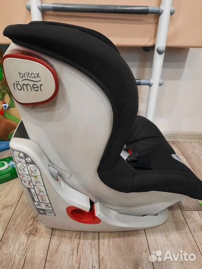 Автомобильное кресло britax romer
