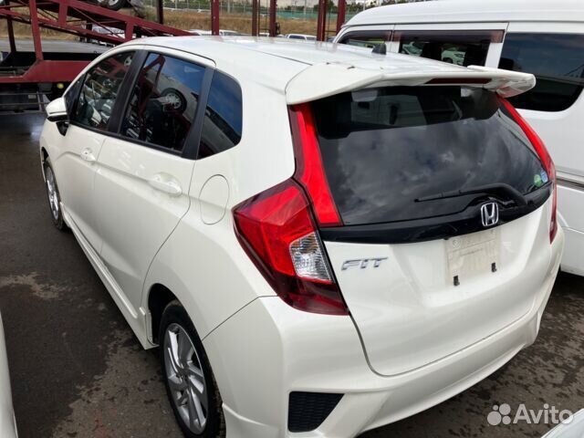 Стоп сигнал Honda fit