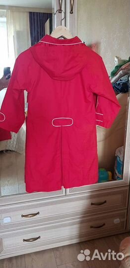 Плащ для девочки новый