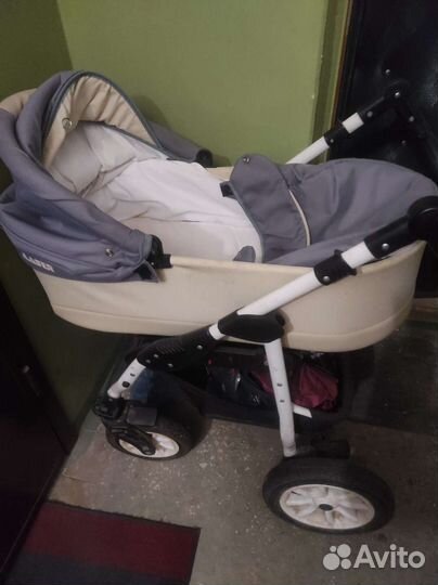 Детская коляска 3 в 1