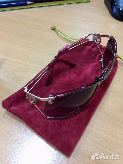 Солнцезащитные очки