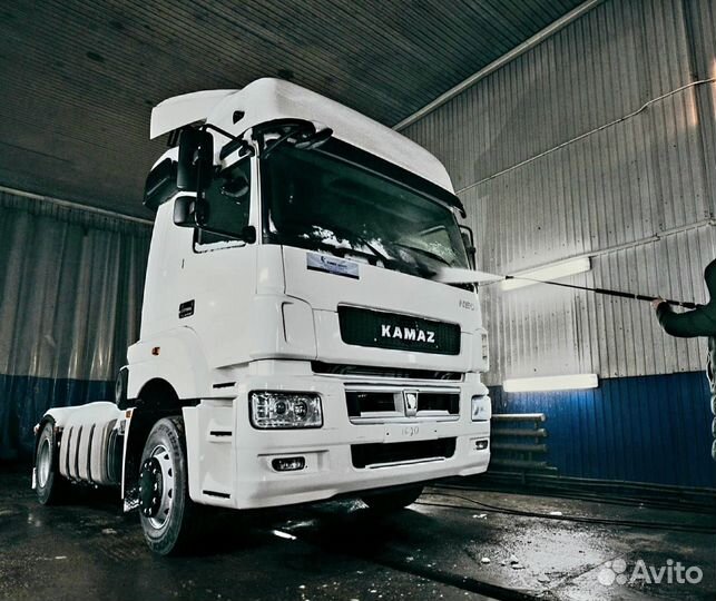 Мойщик /мойщица грузовых авто